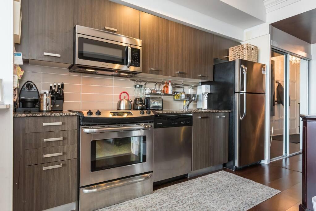 Stunning Condo With Fantastic View Of The City! Toronto Exterior foto