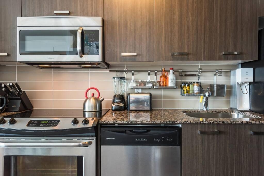 Stunning Condo With Fantastic View Of The City! Toronto Exterior foto